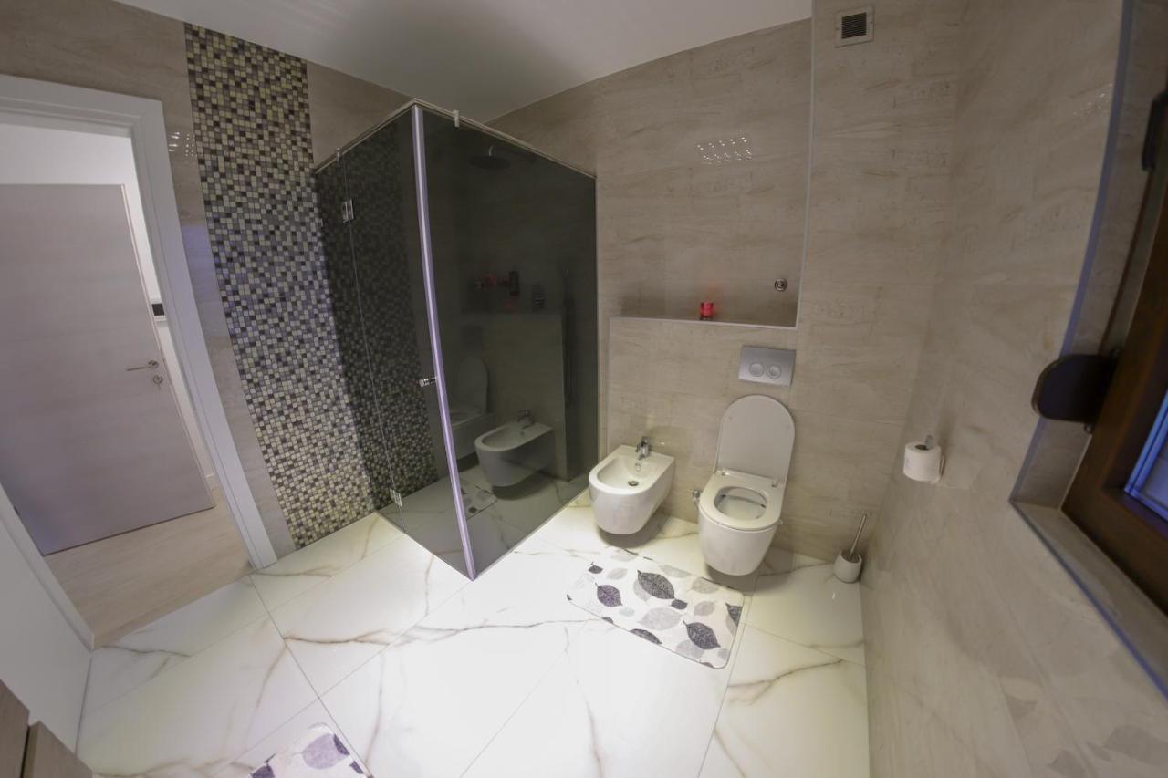 Apartments Edy Bihać Kültér fotó